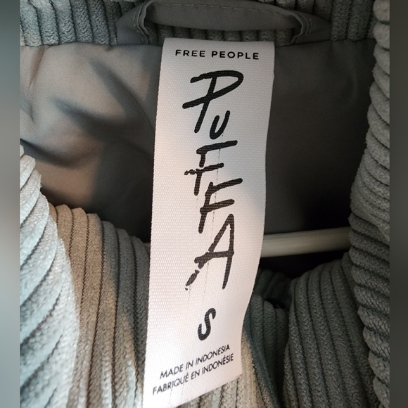 Free People Dusty Green Puffer Corduroy Snap Front Jacket SZ Sm Med - Picture 7 of 13